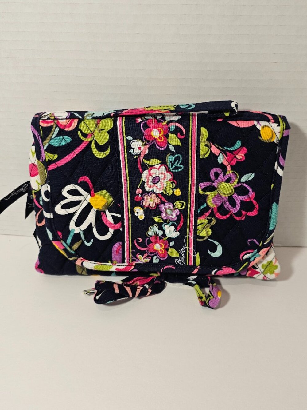 NWOT Vera Bradley Essentials Cosmetic Ribbons Tri-Fold Fold-Out Makeup Bag Purse